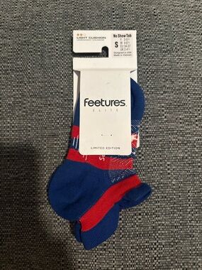 NWT feetures Elite light cushion  No-Show Socks limited edition USA flag America